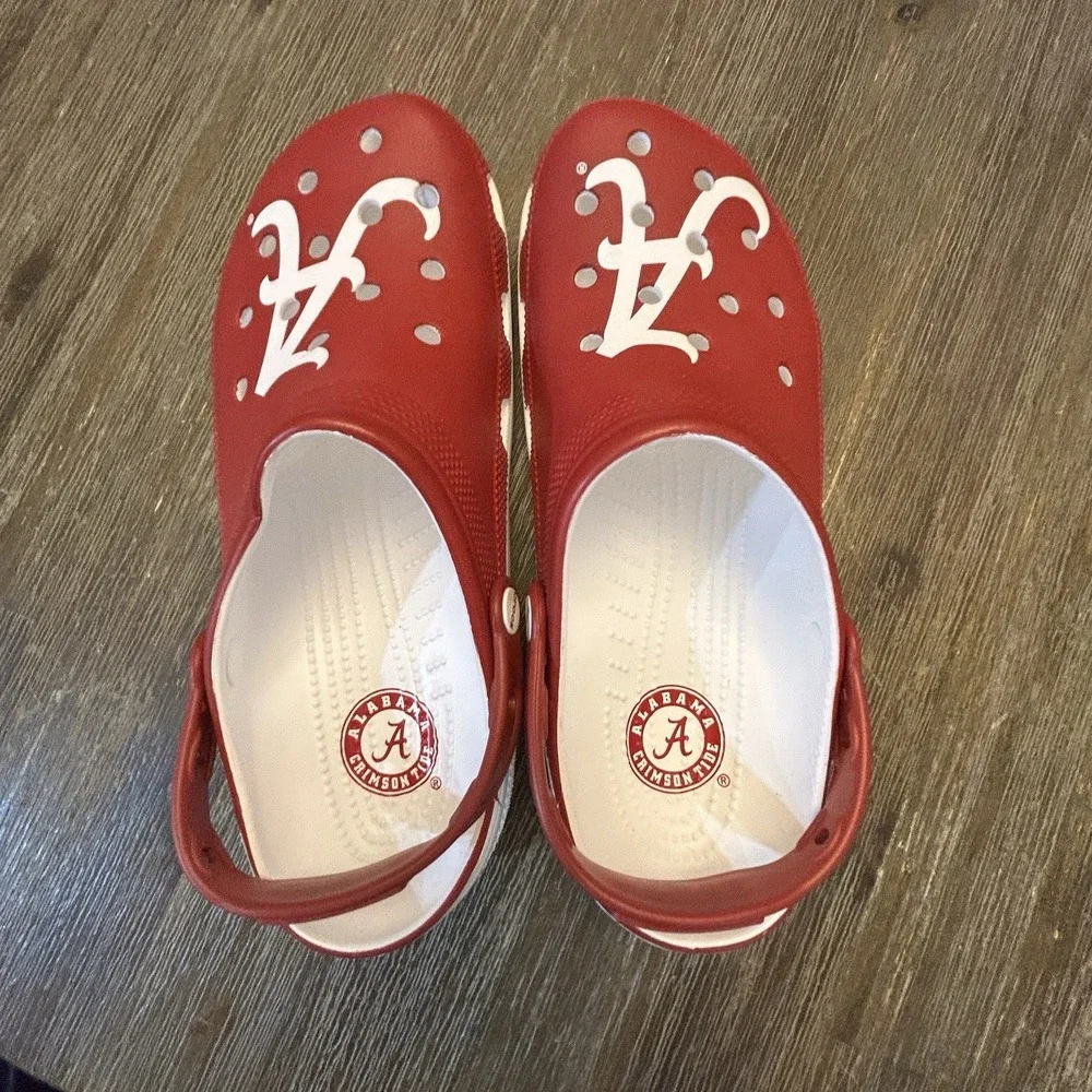 Alabama Crimson Tide Classic Crocs University of Alabama Men 10 Women's 12